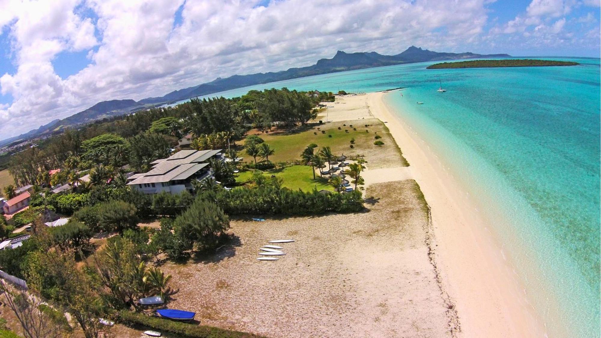 Paradise Beach By Horizon Holidays Pointe D'Esny Exterior photo